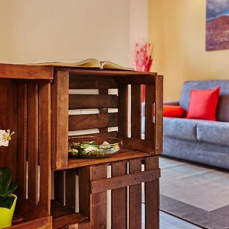 Lovely & Bright Bogatell Beach Apartment Barselona Dış mekan fotoğraf